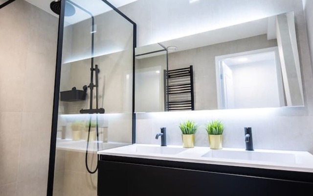 Nb304/306 3BR Serviced Apartments
