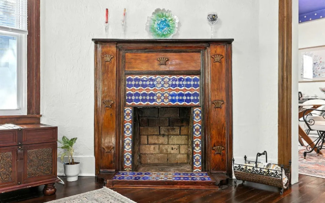 Periwinkle Perch - Home for 4