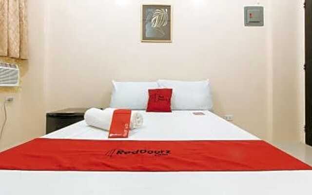 RedDoorz @ Miras Apartelle Angeles Pampanga