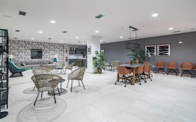 Oasis325- Top class penthouse with stunning views