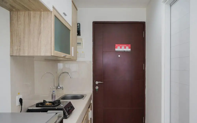 Fully Furnished with Cozy Design Studio Apartment at Springwood Residence