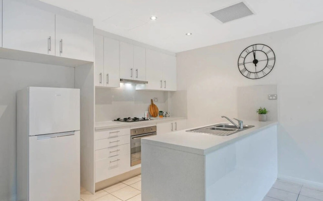 Sydney Killara Kozy 2bed2bath + Parking Nki26