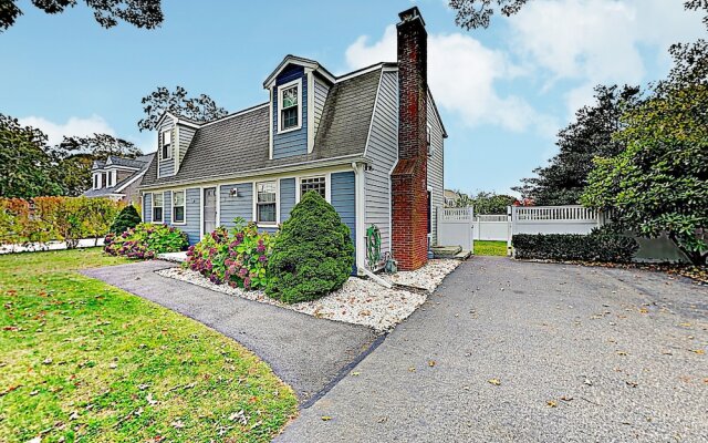 Walkable Falmouth Hts Beach Home by RedAwning
