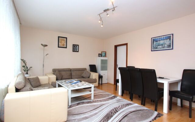 Private Apartment Walsroder Straße