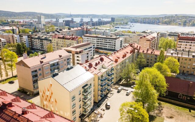 Local Nordic Apartments - Snowy Owl