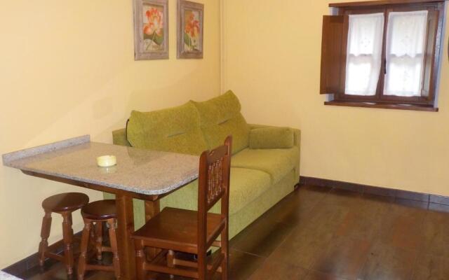 Apartamentos Rurales La Husteriza