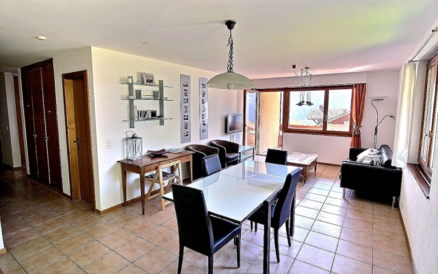Communailles 34 - Nice Apartment of 4.5 Rooms in the Heart of the Village – Guest Rooms – Champery