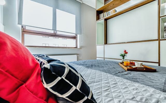 Business Center Phoenix Apartments