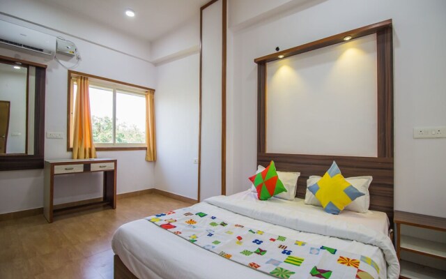 OYO 15125 Home Modern Studio Near Mall De Goa