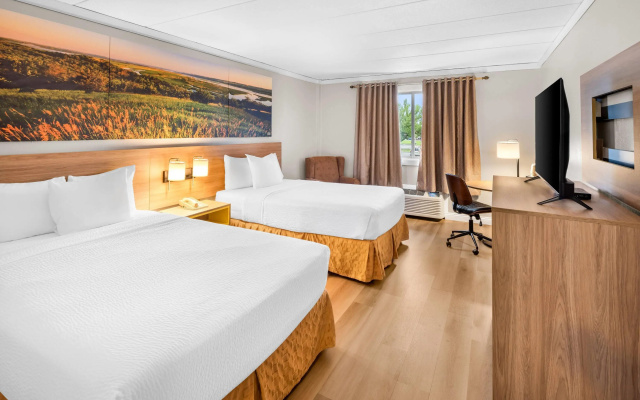 Days Inn by Wyndham Columbus East Airport - Image 3
