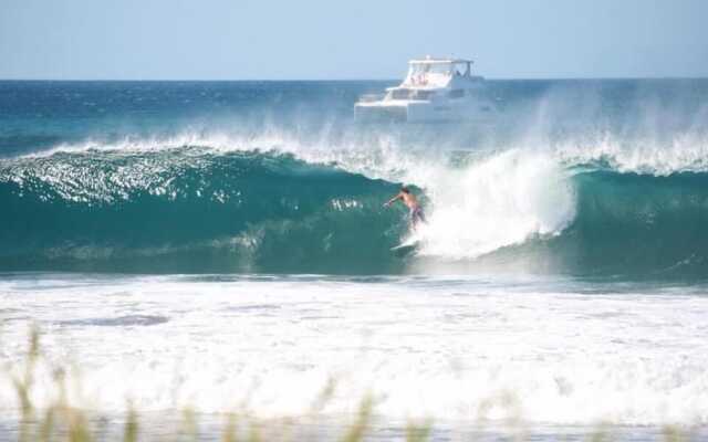 Casa Alice Surf Lodge - Hostel