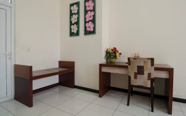 Arya Graha by Airy Rooms