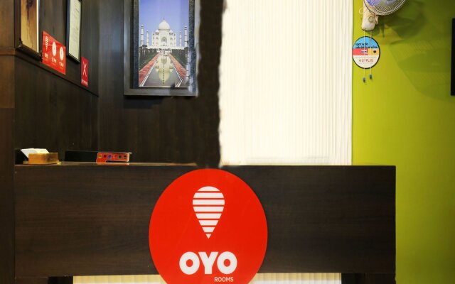 OYO 10416 Hotel Arts Executive