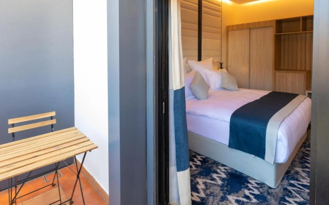 Le Reve Hotel