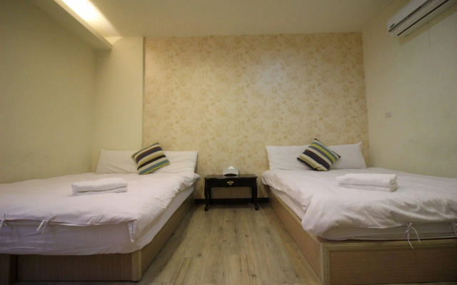 Taichung Fengjia Box 1