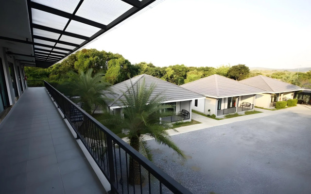 SiriNiran Resort