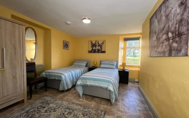 Nore View House