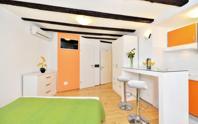 Apartments Mateo