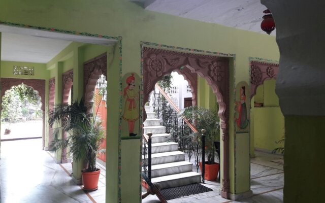 Hotel Bharatpur Palace