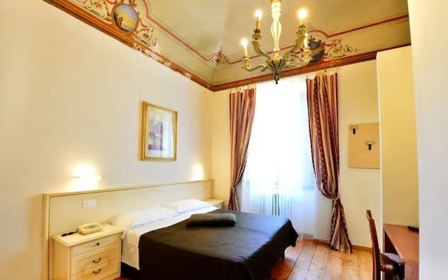 Hotel Iris