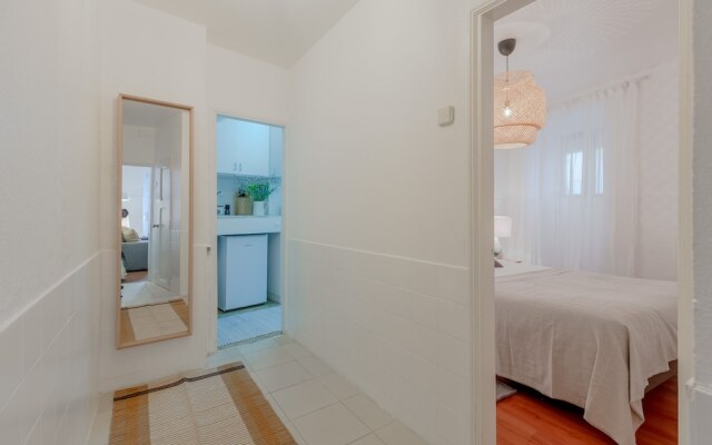 Typical Alfama Apartment, By TimeCooler