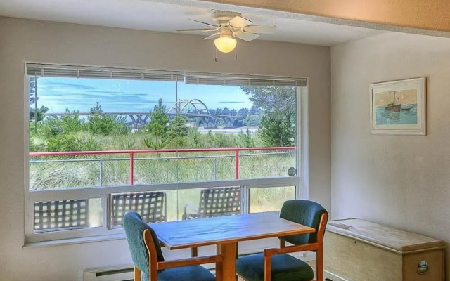 Bridgeview - Waldport