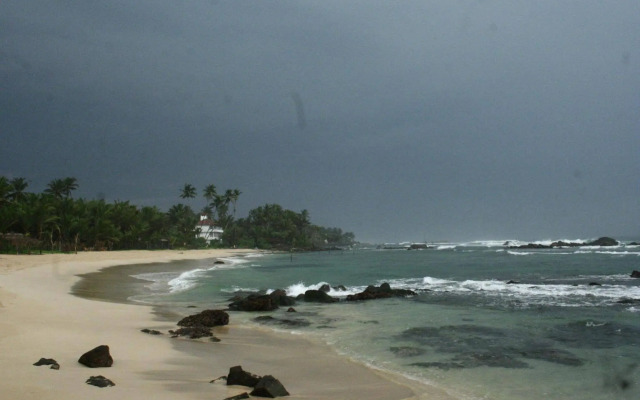 Asanka Surf House