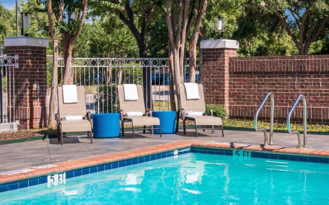 Holiday Inn & Suites Dallas-Addison by IHG