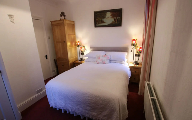 Greylands Guest House