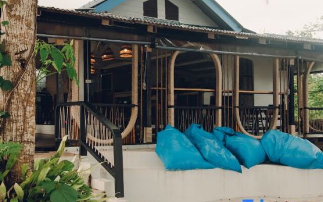 PAN Beachfront Resort Krabi