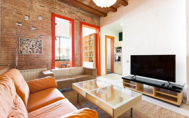 Moianes Apartment by Olala Homes