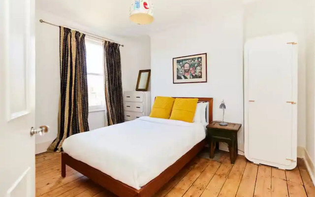 Stylish 3Br Home With Private Patio In Maida Vale