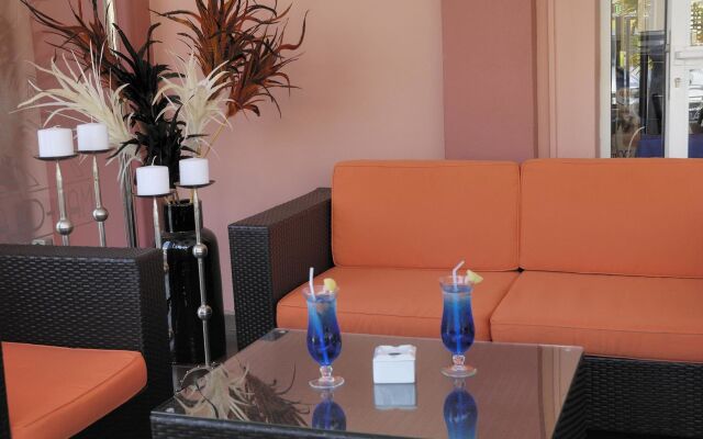 Apartamentos Marola Park