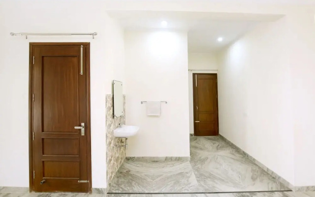 OYO 38009 The Sai Villa