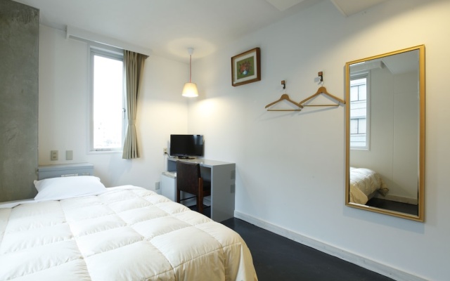 Hotel Knut - Hostel – Guest Rooms – Matsue