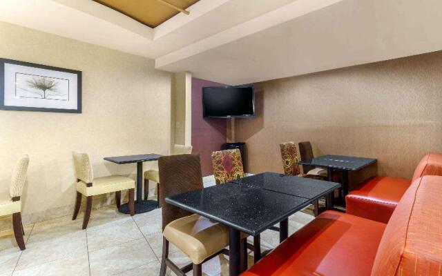 Sleep Inn & Suites West Knoxville