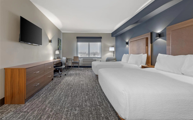 Best Western Plus Neepawa Hotel