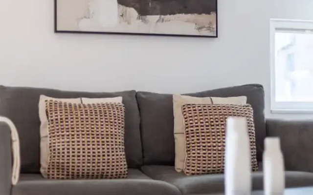 3 Bed Flat by Limehouse Basin