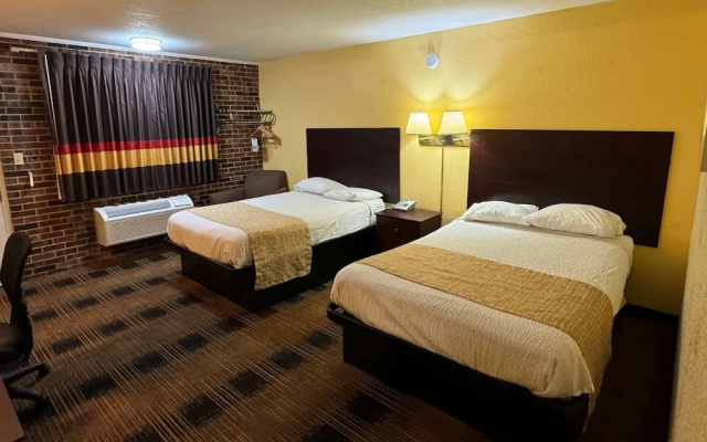 Travelodge Airport Platte City