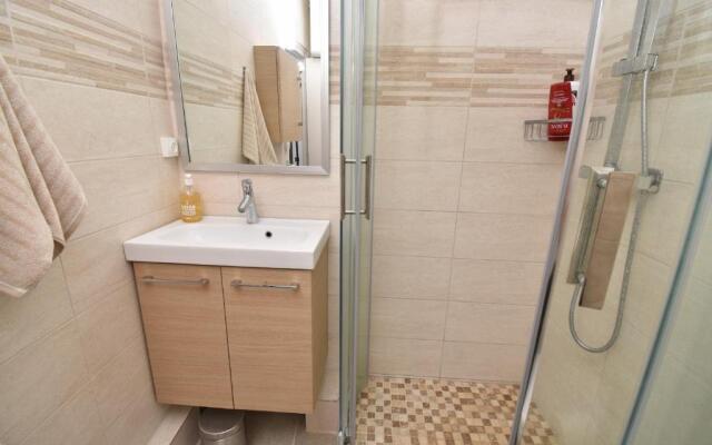 T2 entièrement rénové Chabian Port Camargue