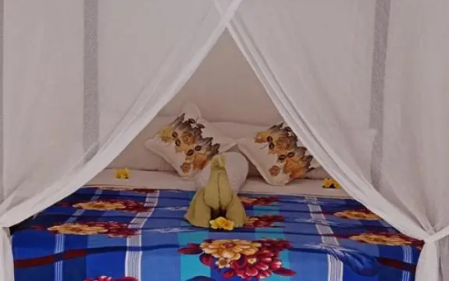 Warung Ombak Homestay