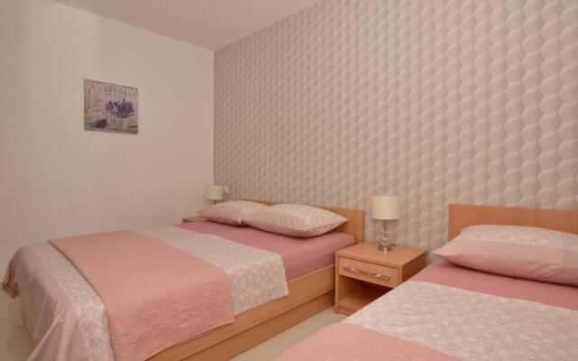 Ivana Apartments