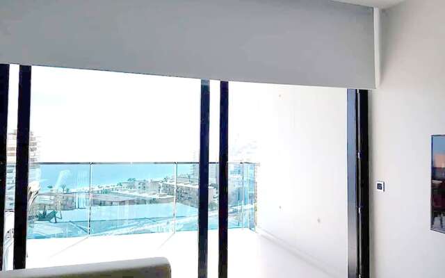 Luxury Sunset Drive Apartments