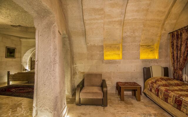 Roma Cave Suite Hotel