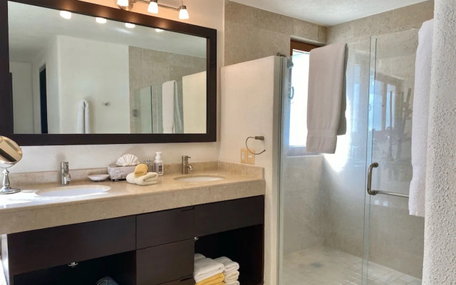 Cabo 2-Punta Esmeralda