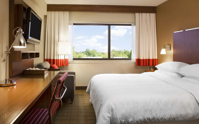 Four Points by Sheraton Edmundston Hotel & Conference Center