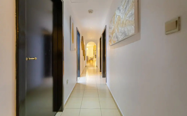 Marco Polo - Deluxe Waterfront Roomy Apt, Perfect for Groups