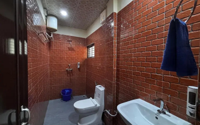 The Gulmohar Inn