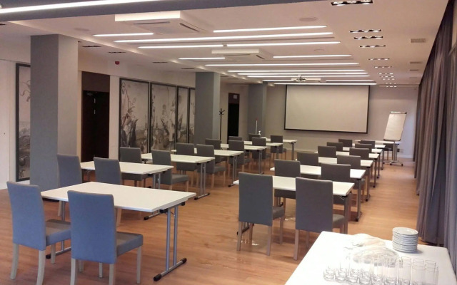 mHotel