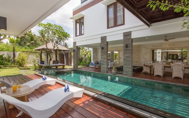 Club Corner Residence by Nagisa Bali